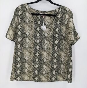 NWT LEYDEN Snakeskin Python Short Sleeve Top